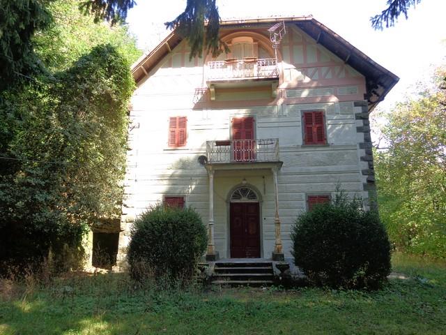 VILLA STORICA IN LUNIGIANA