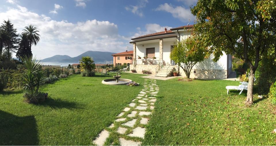 Villa Indipendente Vista Mare - Porto Lotti 