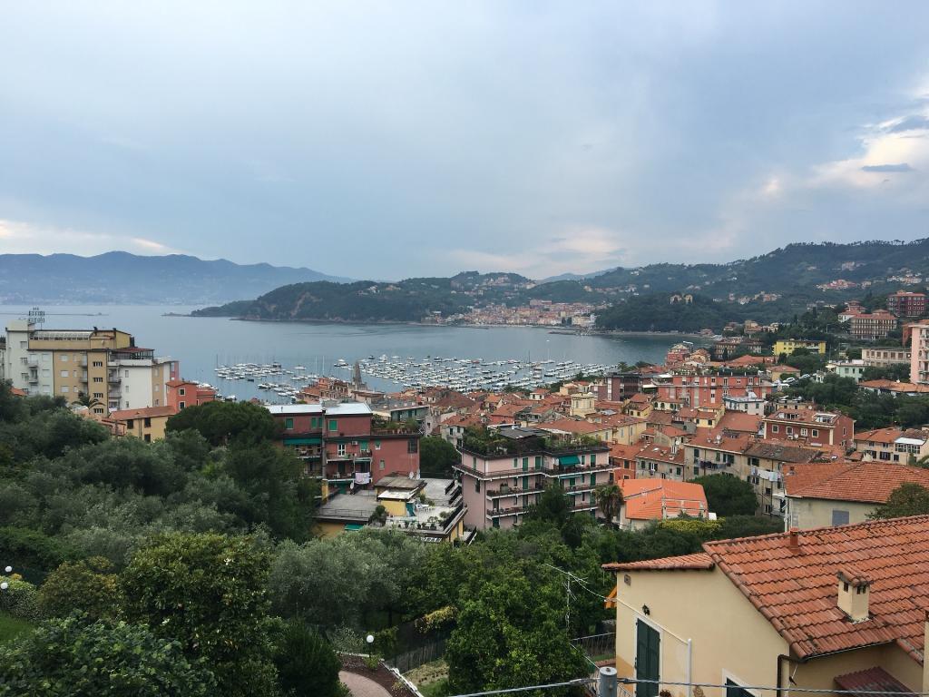 LERICI - Appartamento mq. 110 con splendida vista mare