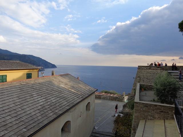 CORNIGLIA 5 VANI CON TERRAZZA VISTA MARE