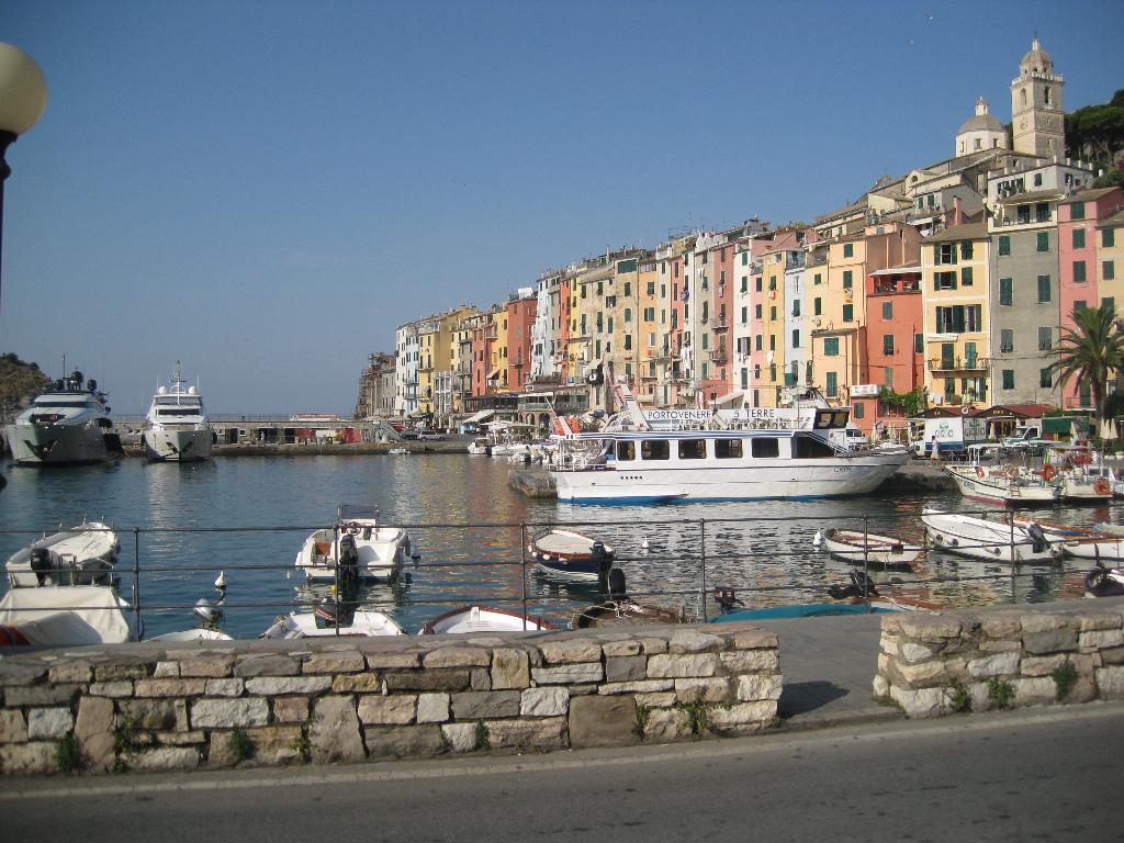 PORTOVENERE STUPENDA CASA SUL MARE/CALATA