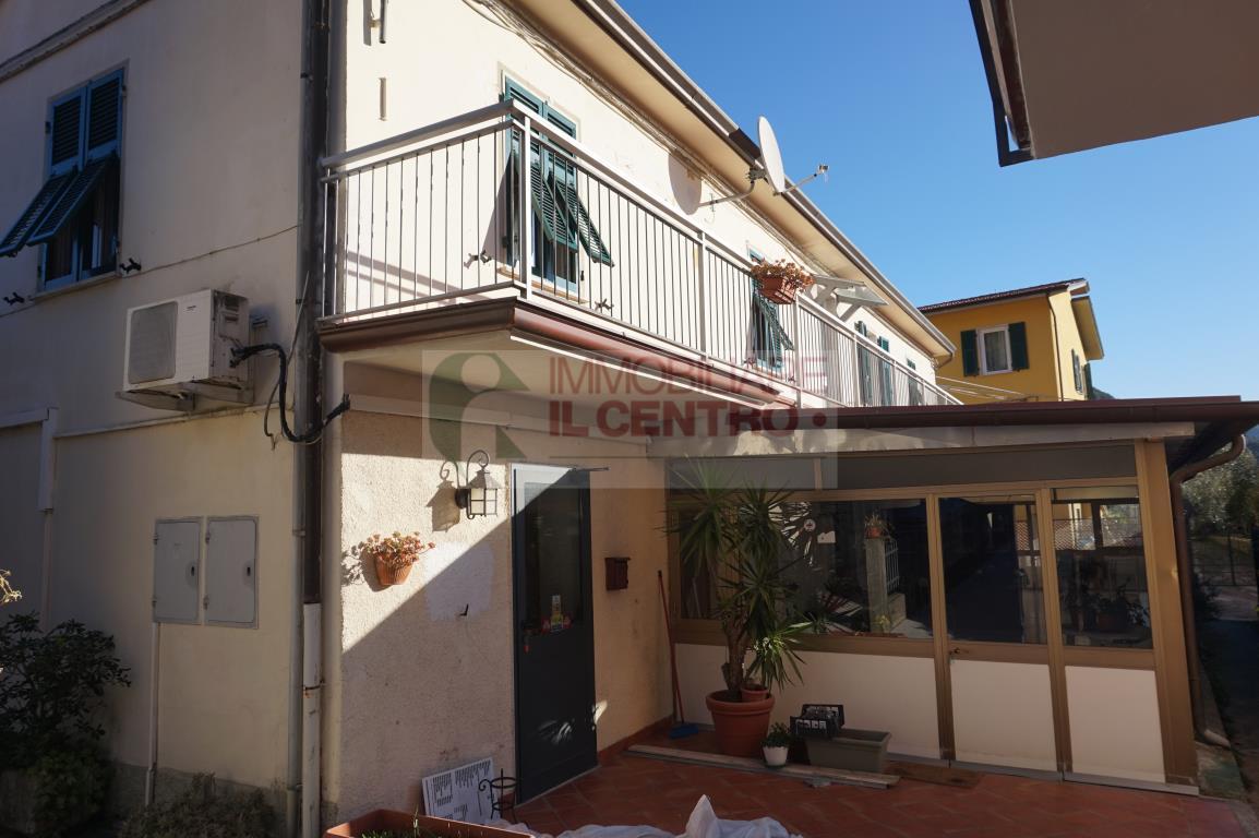 Casa indipendente nel borgo