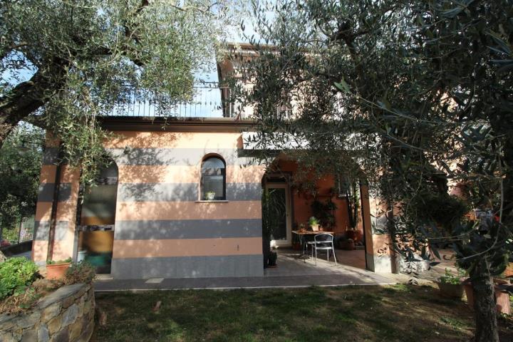 Casa Indipendente in Vendita La Spezia