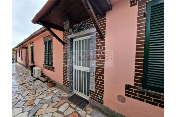 Casa Semindipendente in Vendita Castelnuovo Magra