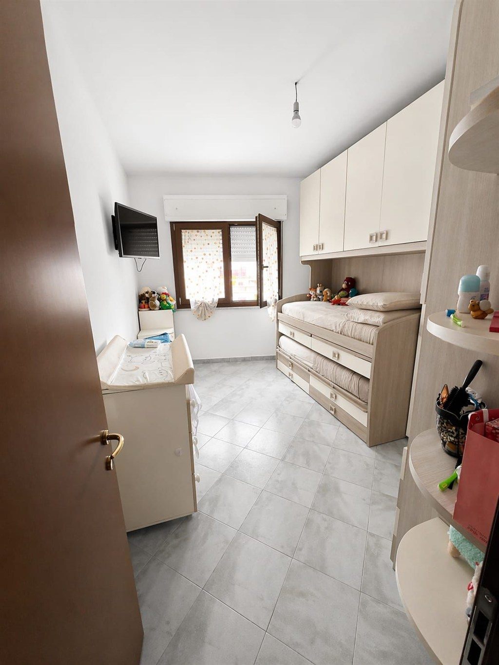 Quadrilocale in vendita in Via Cesare Arzelà