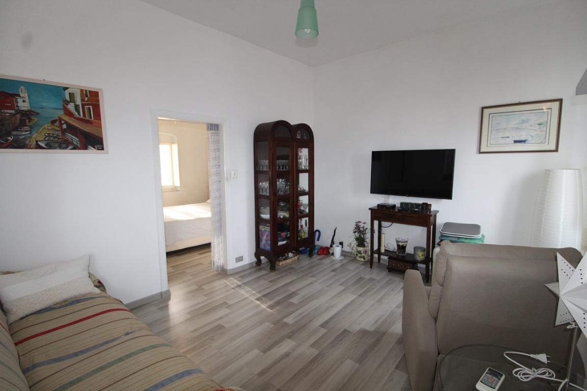 BELLISSIMO BORGO A POCHI MINUTI DA LERICI