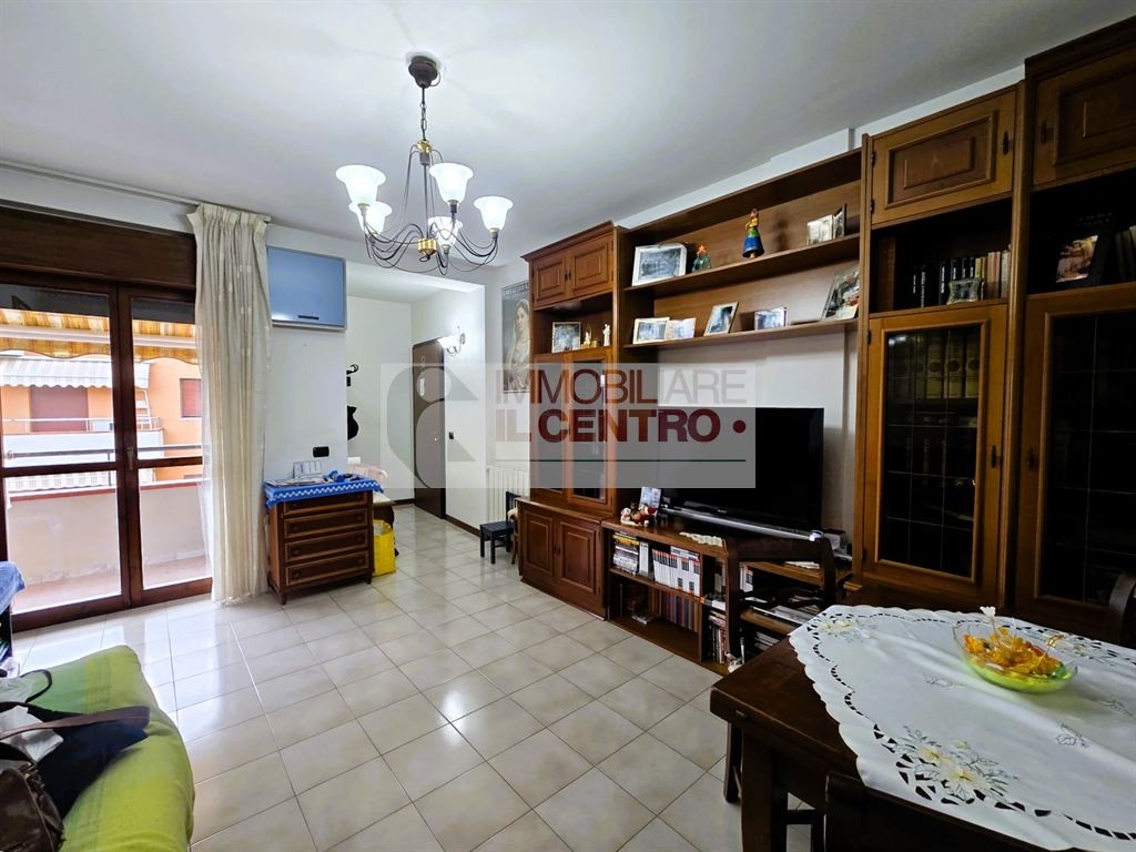 Appartamento 4 vani con cantina