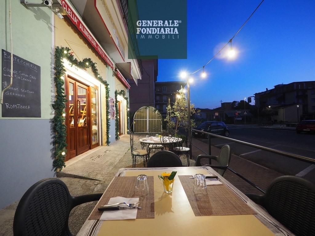 Centro Ceparana – Attività food avviata con cucina professionale, somministrazione e area ristoro