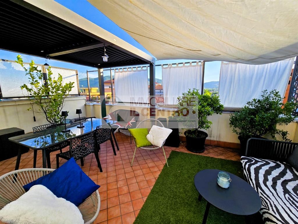 Attico in centro Sarzana